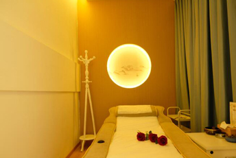 武汉硚口区日式指压的寂静美学：在按压中听见雪落的声音